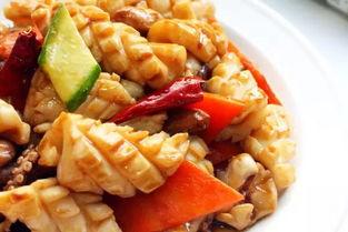 吃大鱿鱼吃瓜,吃瓜群众围观狂欢现场